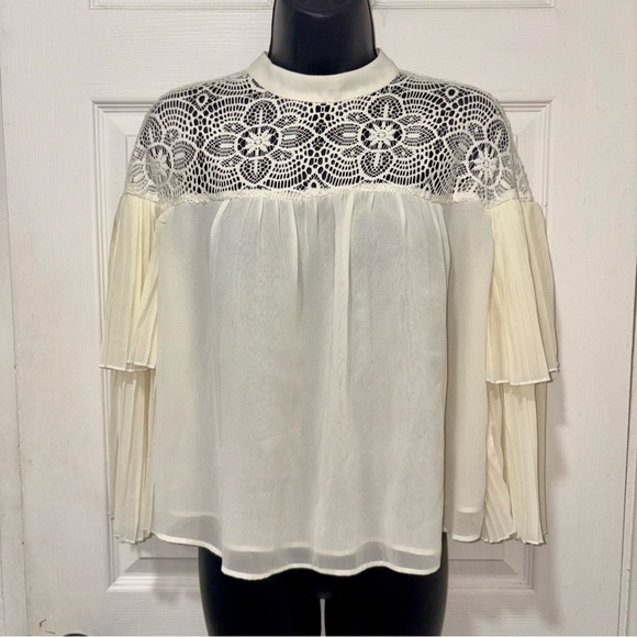 Abercrombie & Fitch Tops - 3/$15 MUST BUNDLE - Elegant Cream Lace Women's Top with Bell Sleeves